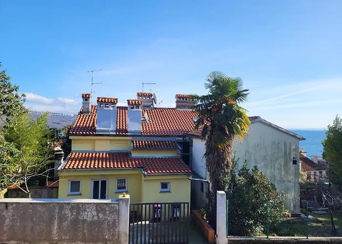 Lucky By Irundo オパティヤ